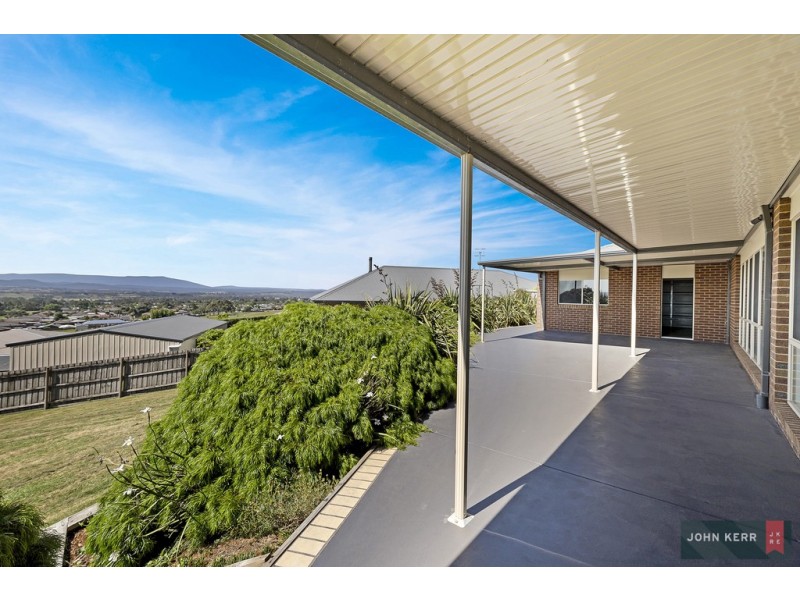 5 Sharnee Court, Moe VIC 3825