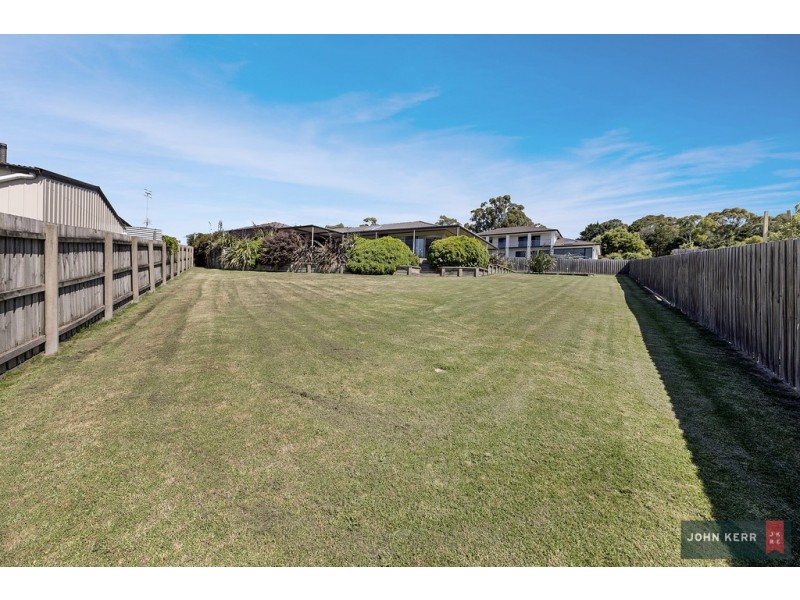 5 Sharnee Court, Moe VIC 3825