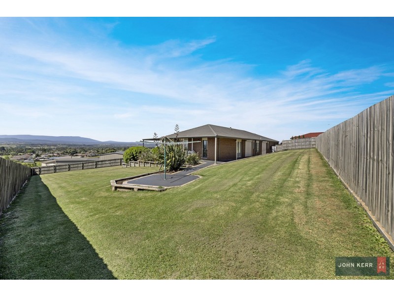 5 Sharnee Court, Moe VIC 3825