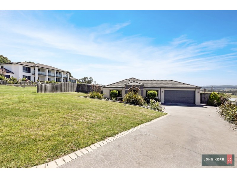 5 Sharnee Court, Moe VIC 3825