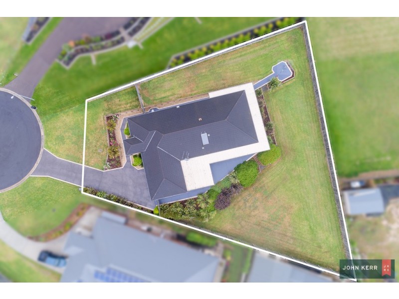 5 Sharnee Court, Moe VIC 3825