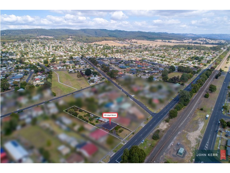 121 Lloyd Street, Moe VIC 3825