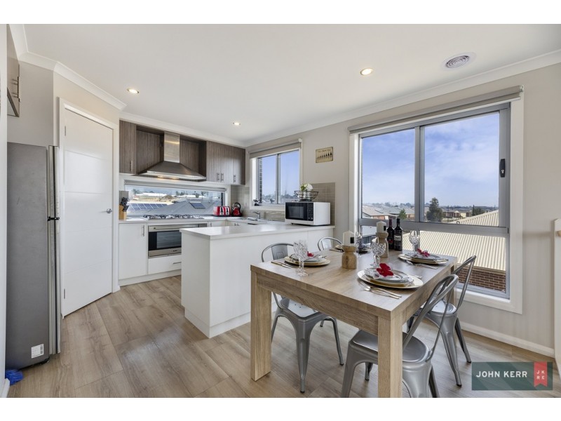 10 Avoca Place, Moe VIC 3825