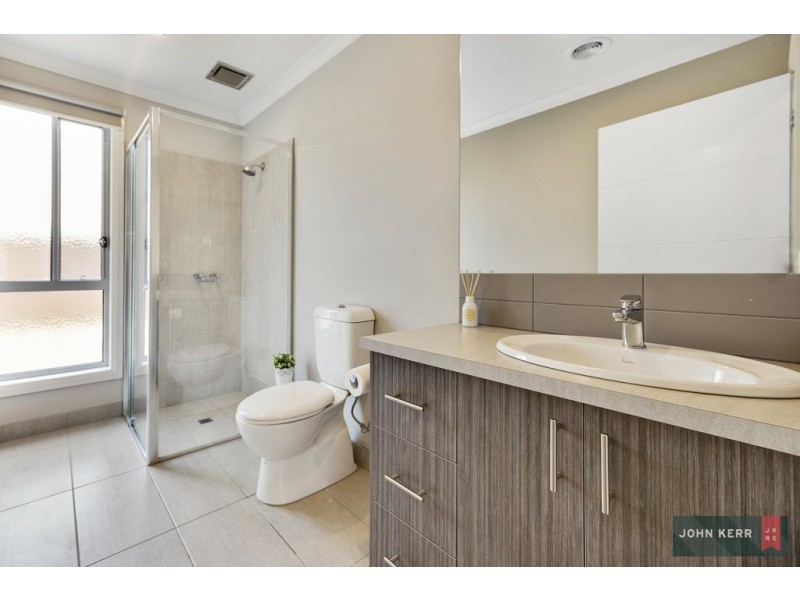 10 Avoca Place, Moe VIC 3825