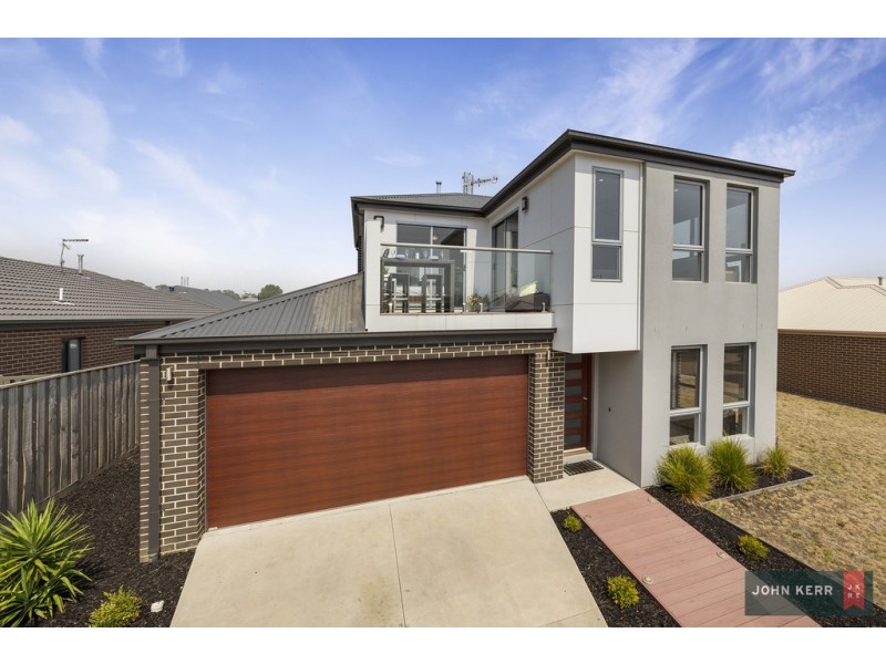 10 Avoca Place, Moe VIC 3825