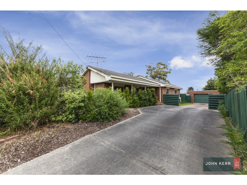 10 Griffin Street, Moe VIC 3825
