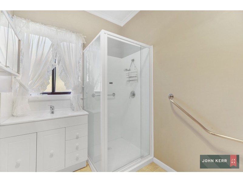 49 Brock Street, Moe VIC 3825