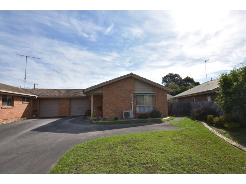 2/18 Gibson Street, Moe VIC 3825