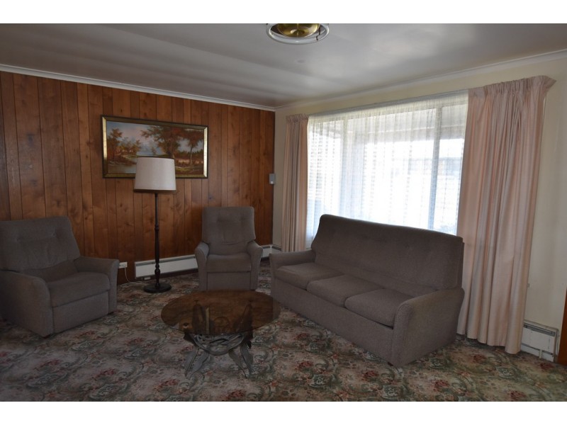 14 Mirboo Street, Newborough VIC 3825