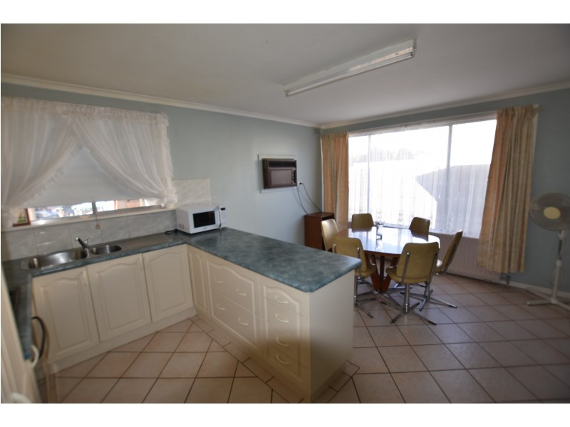 14 Mirboo Street, Newborough VIC 3825