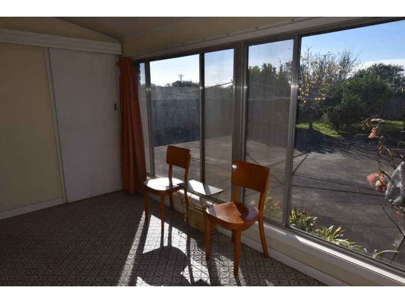 14 Mirboo Street, Newborough VIC 3825