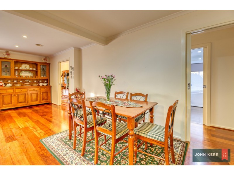 21 Tresswell Avenue, Newborough VIC 3825