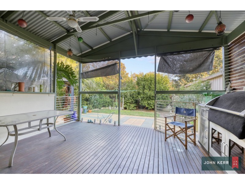 21 Tresswell Avenue, Newborough VIC 3825