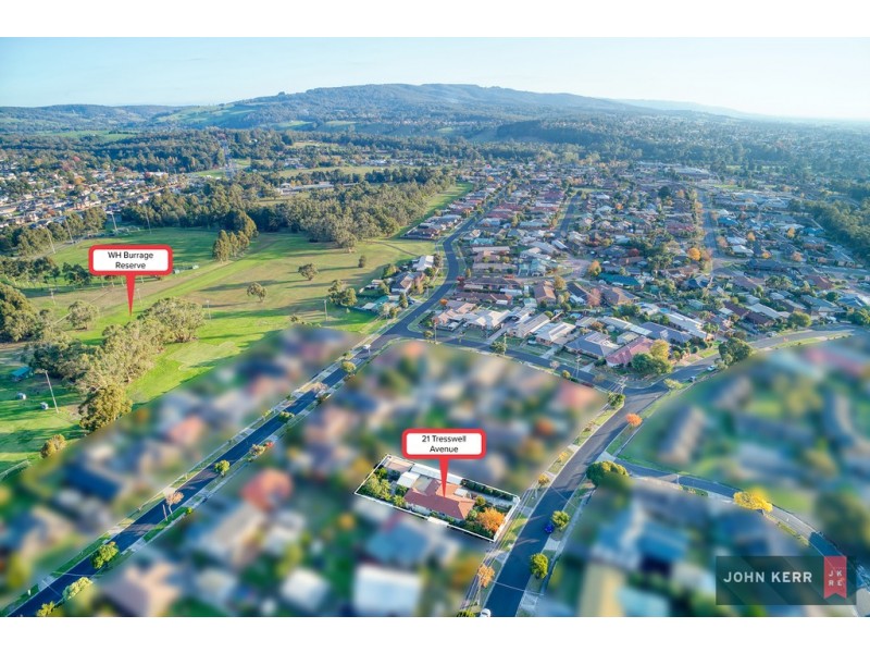 21 Tresswell Avenue, Newborough VIC 3825