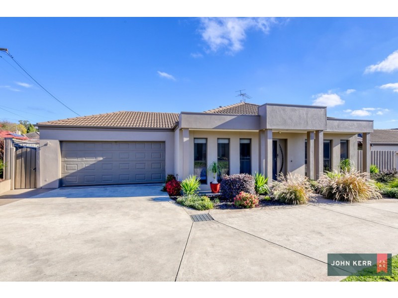 1/23 Central Avenue, Newborough VIC 3825