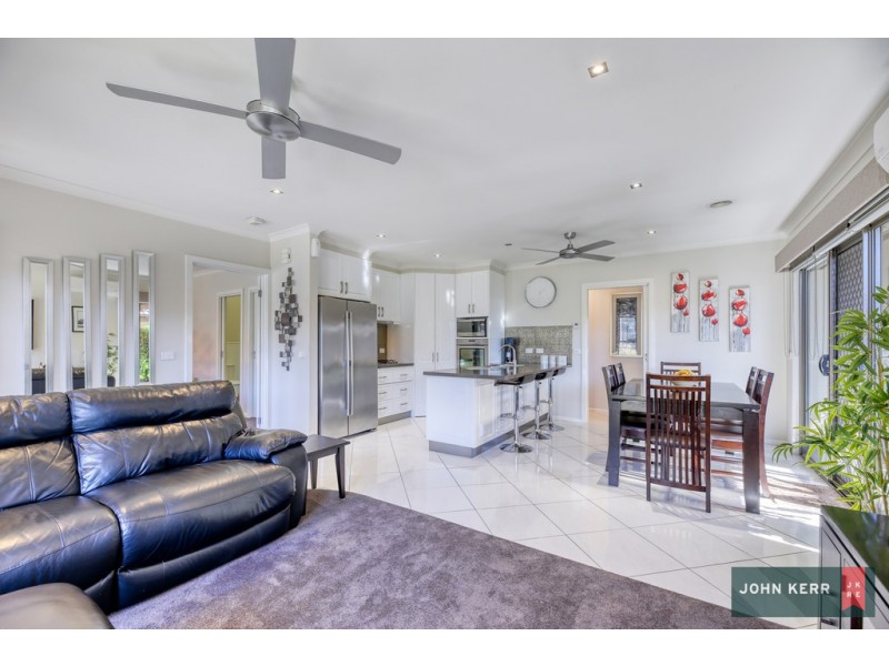 1/23 Central Avenue, Newborough VIC 3825