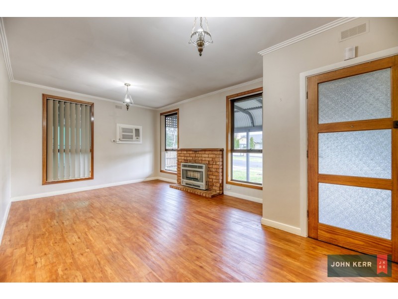 19 Caldwell Street, Moe VIC 3825