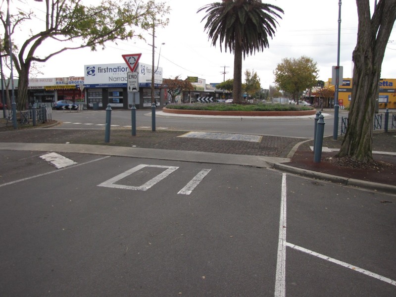 11 Moore Street, Moe VIC 3825