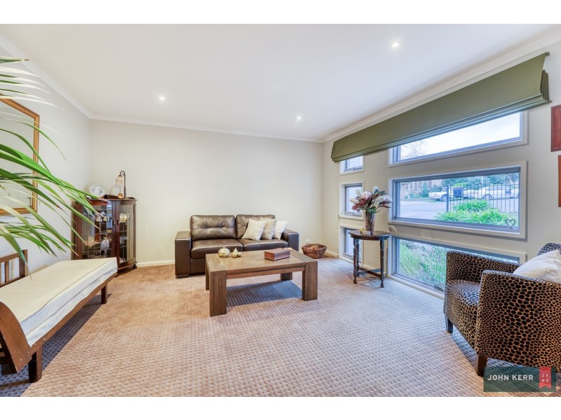 8 Rita Court, Newborough VIC 3825