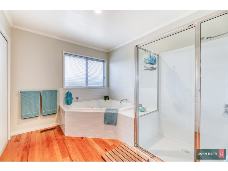 8 Rita Court, Newborough VIC 3825
