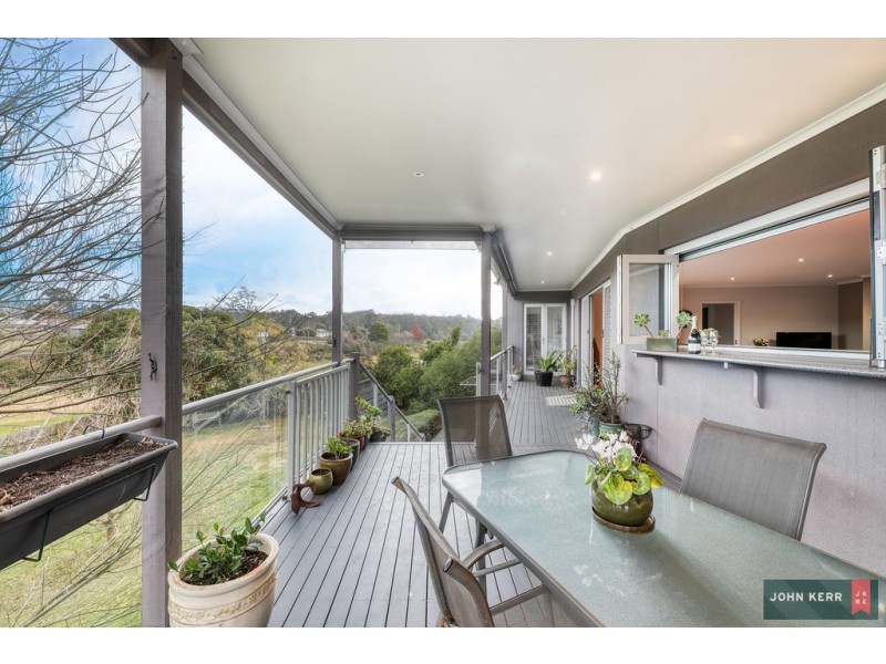 8 Rita Court, Newborough VIC 3825