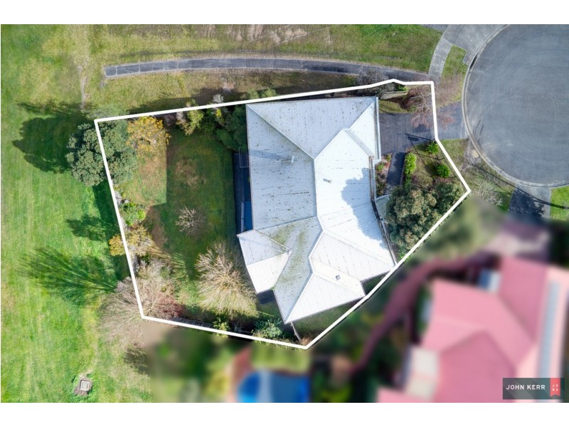 8 Rita Court, Newborough VIC 3825