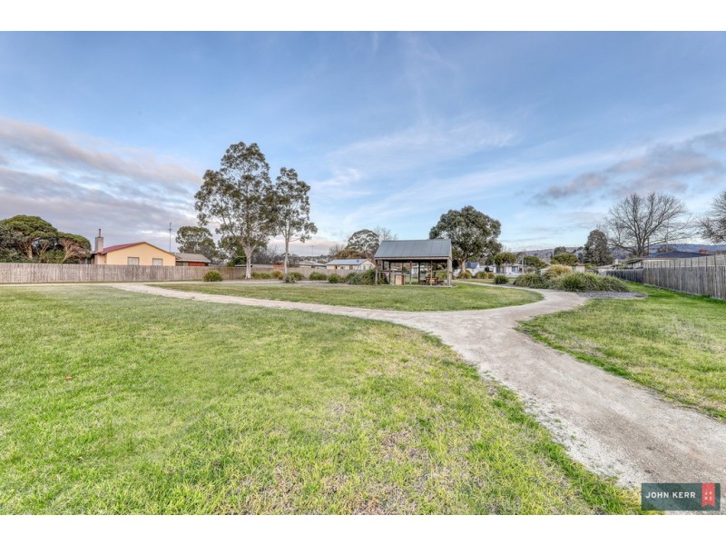 14 John Street, Moe VIC 3825