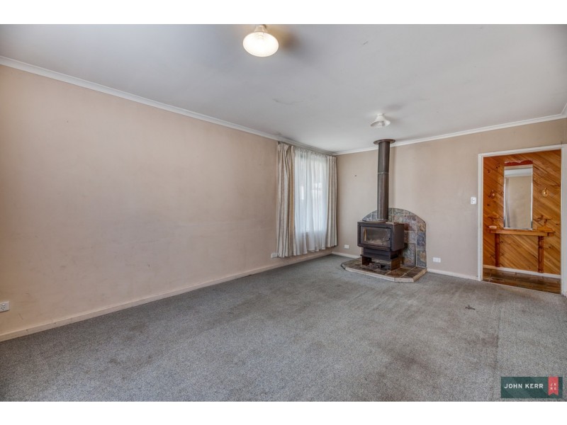 8 Thoresby Street, Newborough VIC 3825