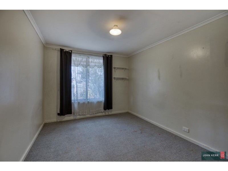 8 Thoresby Street, Newborough VIC 3825