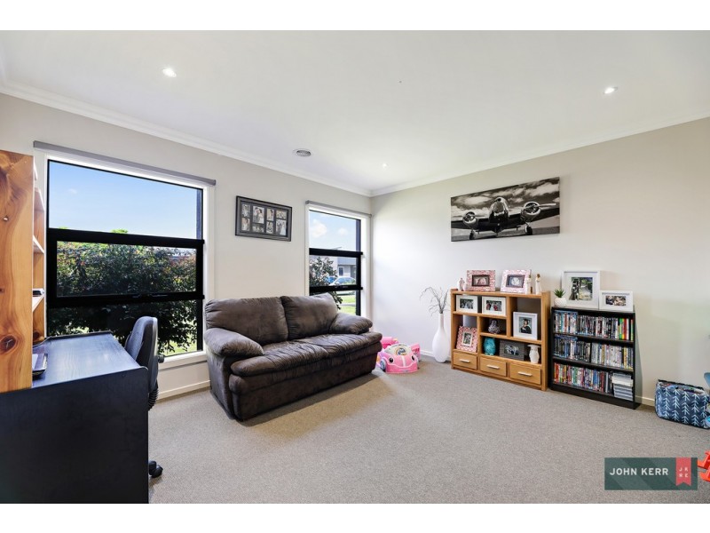 7 Harrison Boulevard, Newborough VIC 3825
