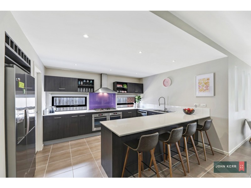 7 Harrison Boulevard, Newborough VIC 3825
