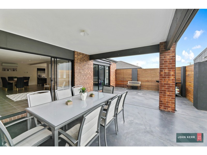 7 Harrison Boulevard, Newborough VIC 3825