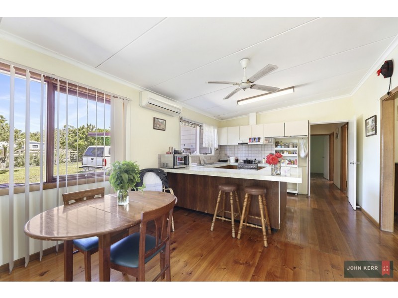 25 Thompsons Road, Newborough VIC 3825