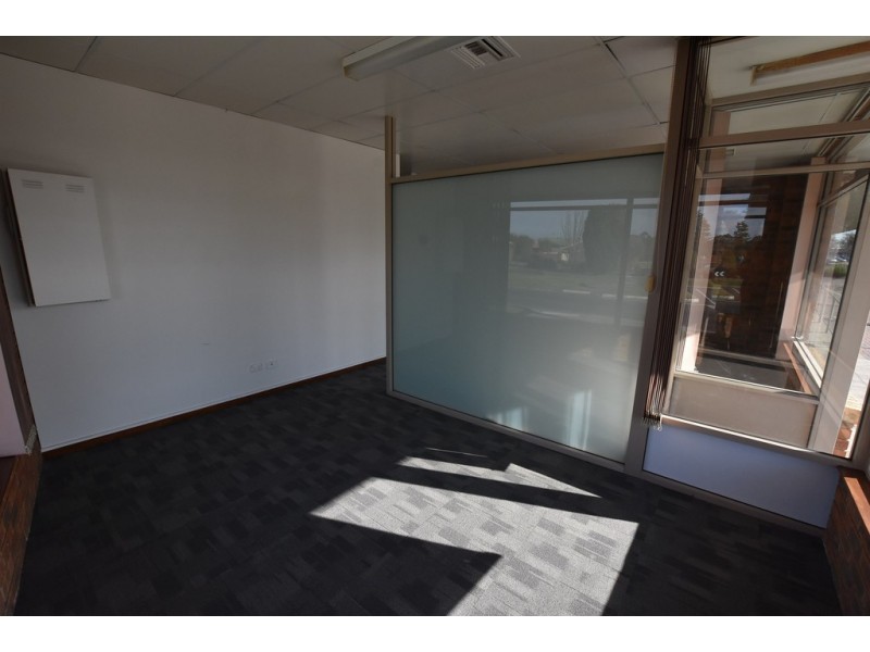 35 Albert Street, Moe VIC 3825