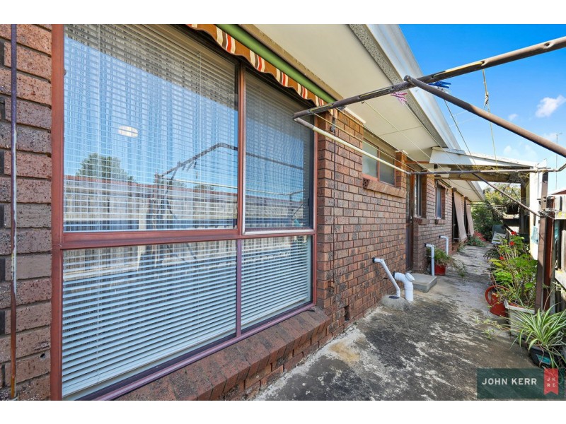 2/2 O’Reilly Court, Moe VIC 3825