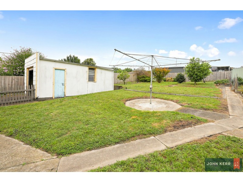 48 Cross Street, Newborough VIC 3825