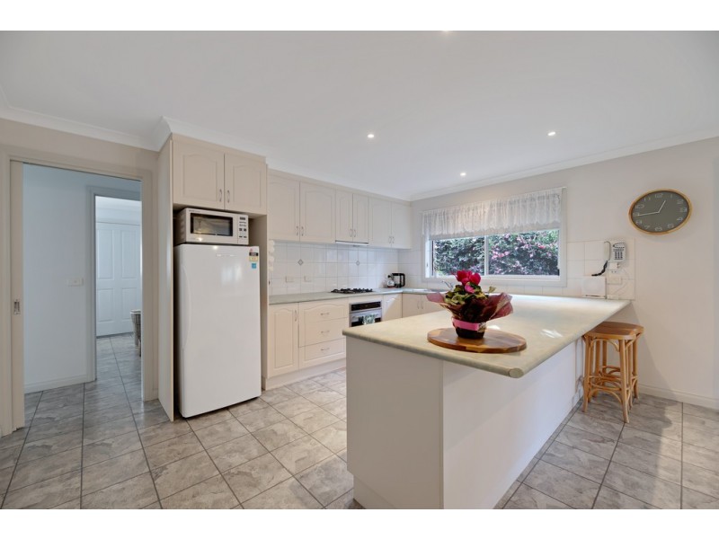 3/23-25 Ollerton Avenue, Newborough VIC 3825