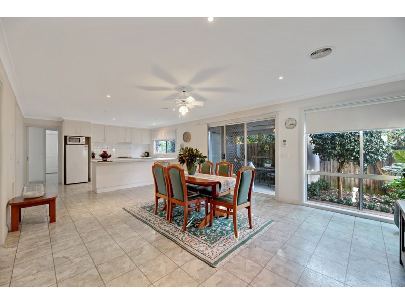 3/23-25 Ollerton Avenue, Newborough VIC 3825