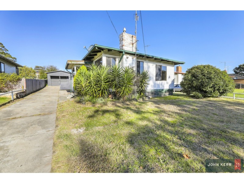 12 Cynthia Street, Morwell VIC 3840