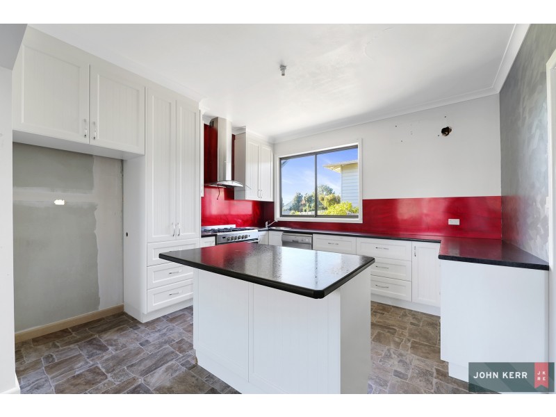 12 Cynthia Street, Morwell VIC 3840