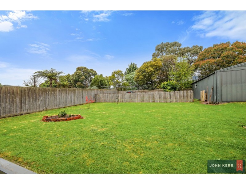 25 Scott Avenue, Moe VIC 3825