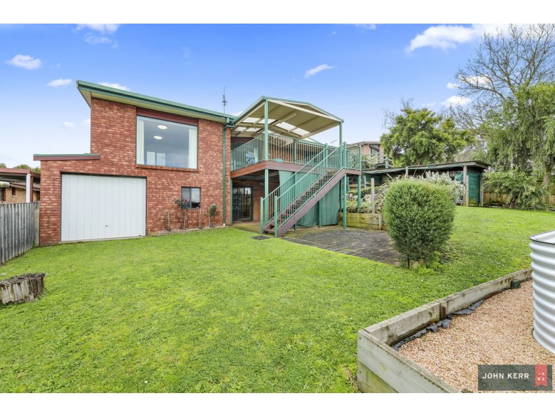 9 Kenall Drive, Moe VIC 3825