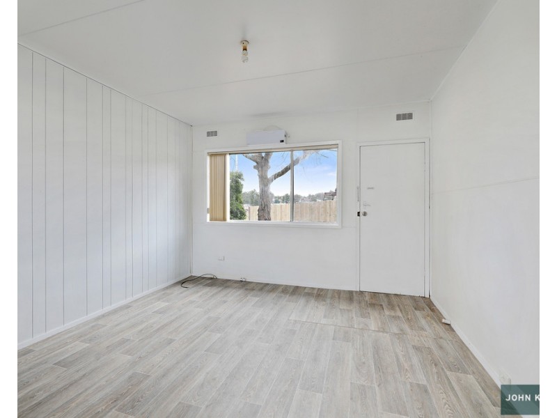 1/6 Venice Street, Newborough VIC 3825