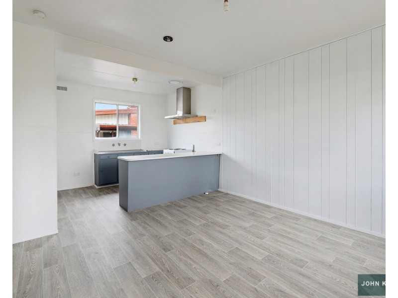 1/6 Venice Street, Newborough VIC 3825