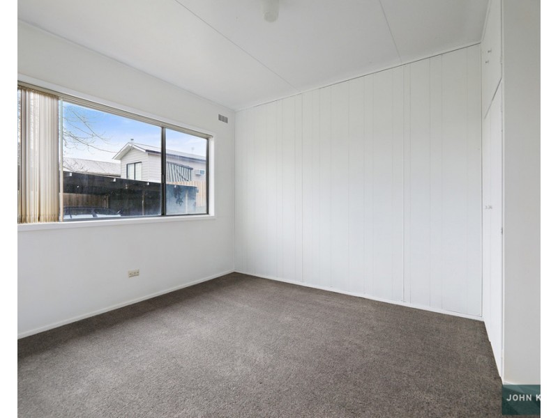 1/6 Venice Street, Newborough VIC 3825