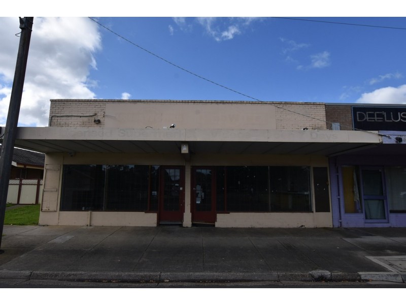 33A Boolarra Avenue, Newborough VIC 3825