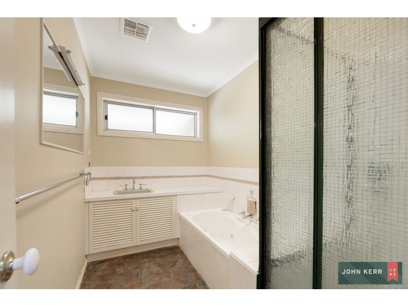 44 Newark Avenue, Newborough VIC 3825