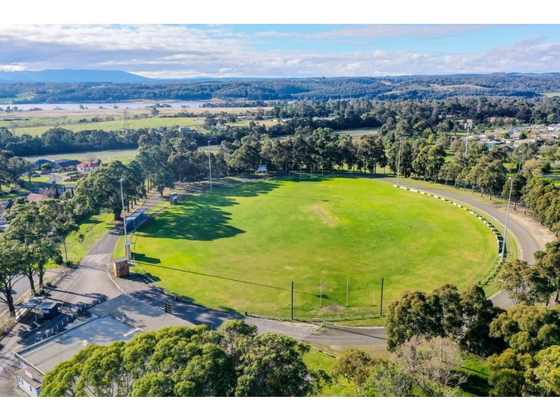 44 Newark Avenue, Newborough VIC 3825