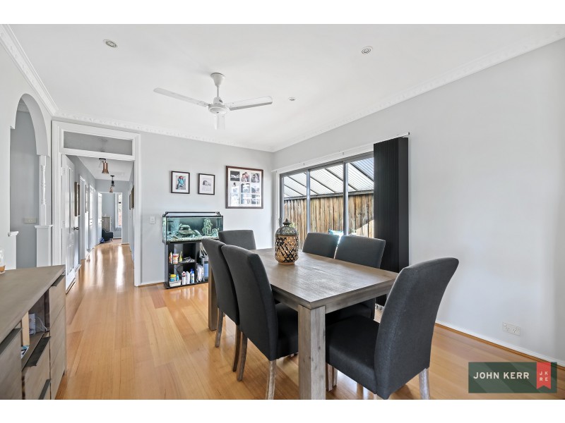 42 Alexander Avenue, Moe VIC 3825