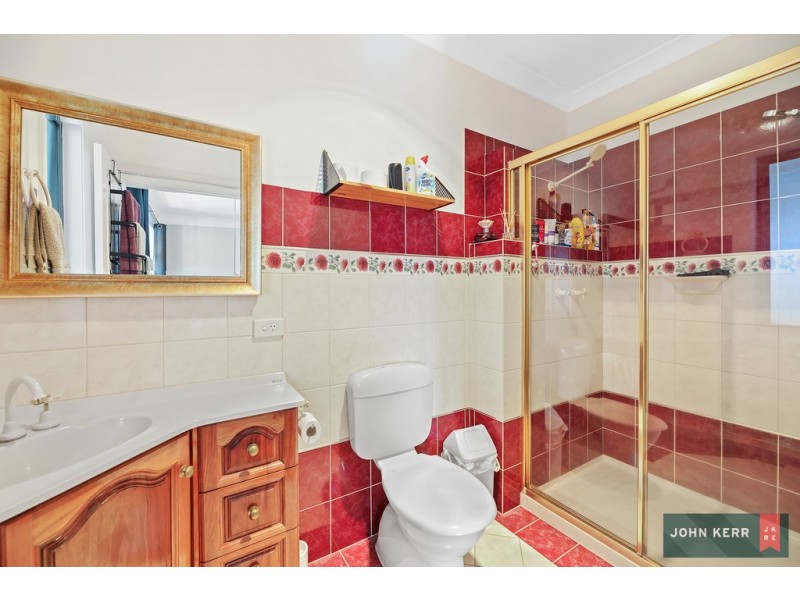 42 Alexander Avenue, Moe VIC 3825